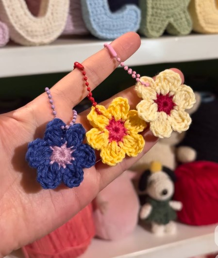 🌸 Flower Bag Charm